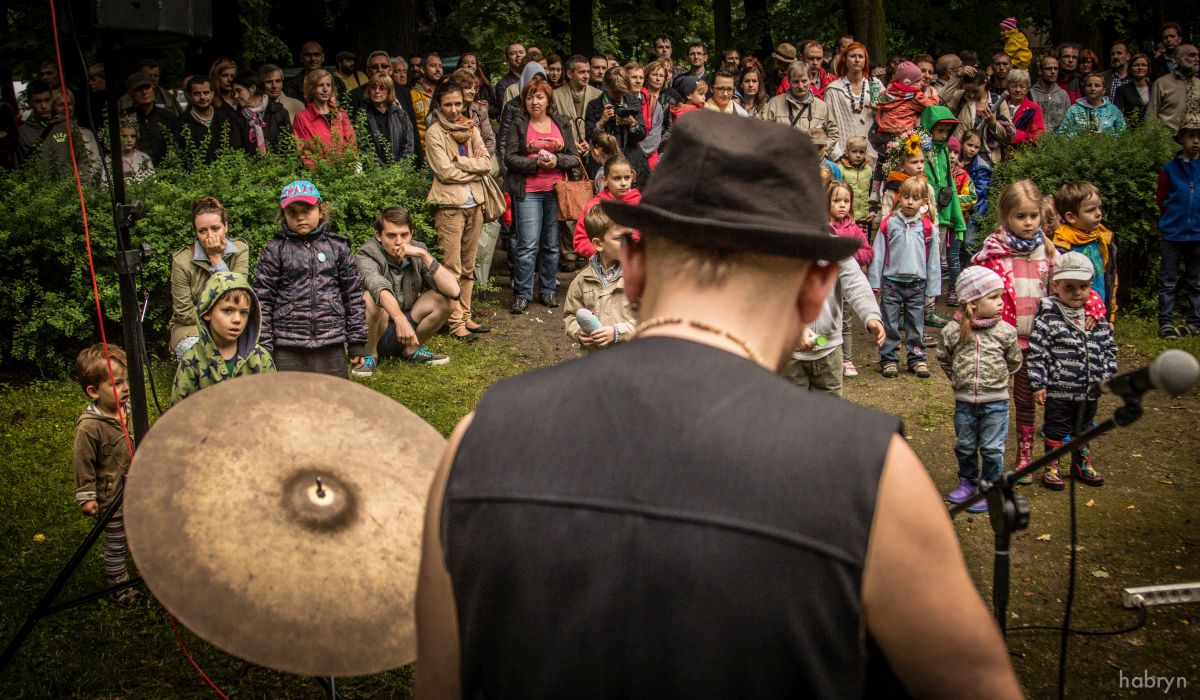 - Noc Świętojańska w Helenowie z Tuwimem w tle
